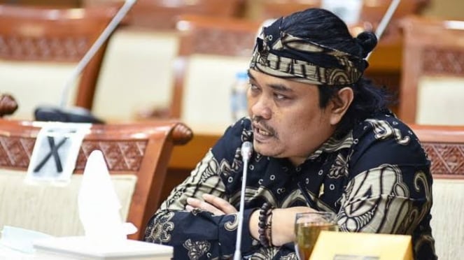 DPR IX Commission Member, Nurhadi