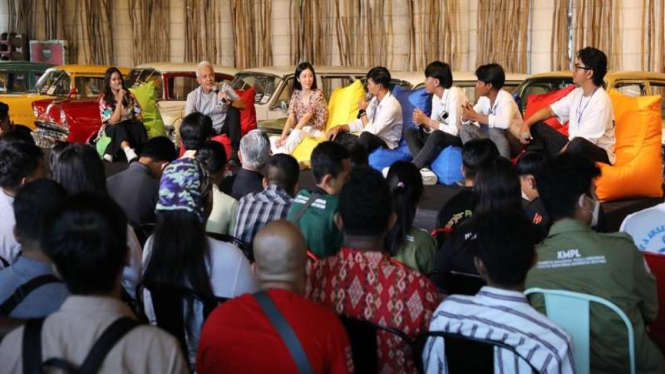 Ganjar Pranowo berdialog dengan Gen Z dan anak-anak muda Bali