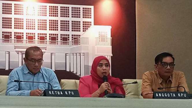 Anggota KPU RI Betty Epsilon Idroos dalam konferensi pers di Media Center KPU RI, Jakarta, Kamis, 22 Juni 2023.