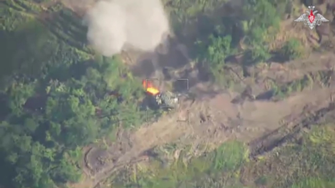 VIVA Militer: Tank T-64BM militer Ukraina hancur dihantam drone Rusia