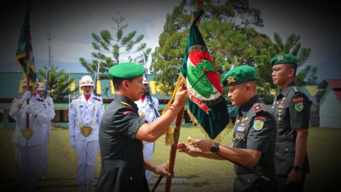 VIVA Militer: Serah terima jabatan Komandan Yonif 756/Wimane Sili.
