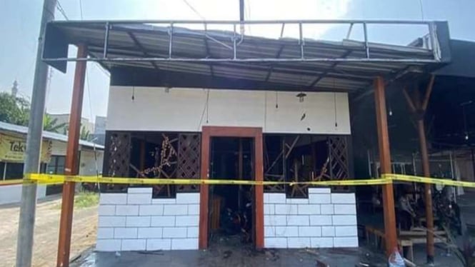 Kafe di Desa Tegalgondo, Karangploso, Malang menjadi tempat kericuhan