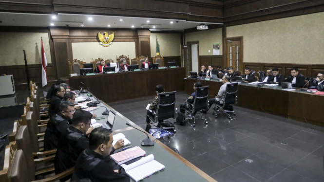 Johnny G Plate Eks Menkominfo Jalani Sidang Dakwaan