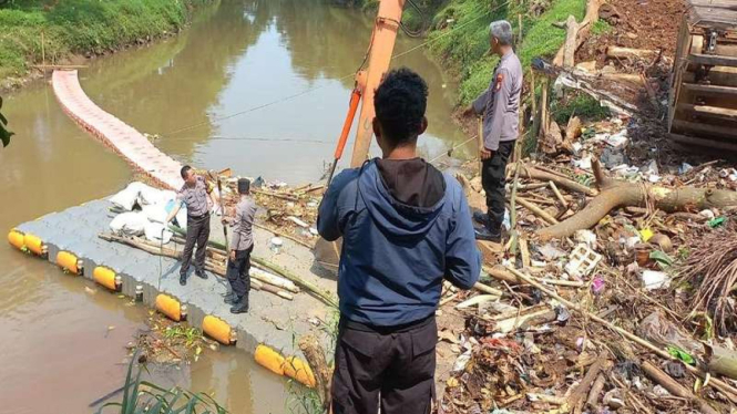 Mayat pria ditemukan di Kali Pesanggarahan, Jakarta Selatan