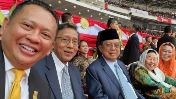 Ketua MPR RI Bambang Soesatyo saat mengikuti Upacara HUT Ke-77 Bhayangkara di Stadion Utama Gelora Bung Karno, Jakarta, Sabtu, 1 Juli 2023.