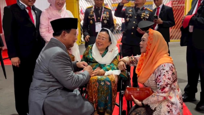 Menhan RI Prabowo Subianto bertemu Istri Gus Dur, Sinta Nuriyah Wahid