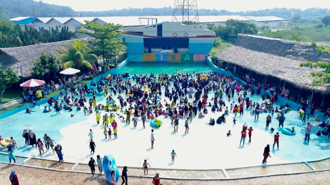 Libur panjang Idul Adha, tempat wisata Cikao Park diserbu pengunjung Cikao Park, Purwakarta