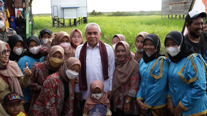 Gubernur Isran Noor melakukan kunjungan kerja ke pedalaman Kaltim