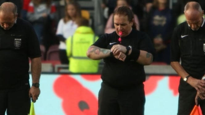 Lucy Clark, wasit sepakbola transgender