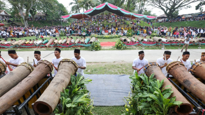 Pertunjukan Bedug Kerok di Banten Cetak Rekor Muri