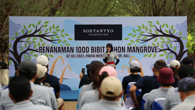 Soetantyo Foundation gelar penanaman 1000 bibit bakau di Pantai Mertasari, Bali