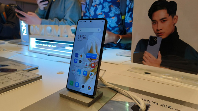 Tecno Camon 20 Premier 5G.