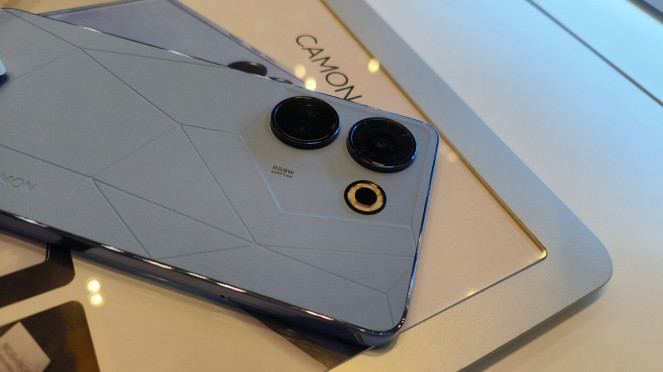 Tecno Camon 20 Pro. 