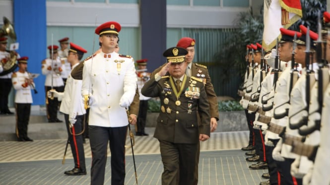 VIVA Militer: KSAD Jenderal TNI Dudung Abdurachman lawatan ke Singapura 