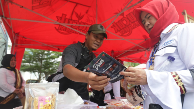 Pemasaran produk UMKM di Krakatau Festival (K-Fest) 2023 Lampung
