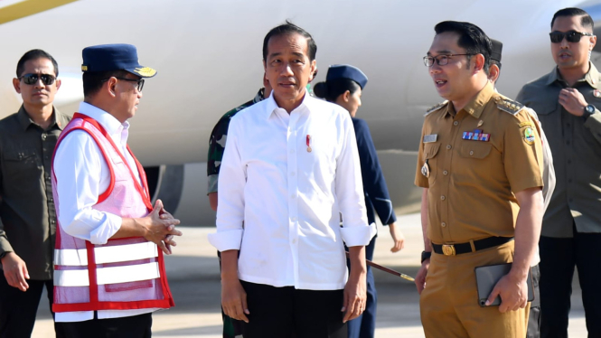 Presiden Jokowi tiba di Bandara Internasional Kertajati, Majalengka, Jawa Barat