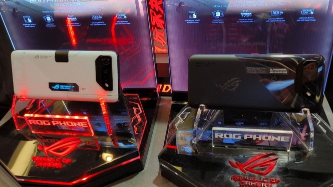 Asus ROG Phone 7 dan Ultimate.