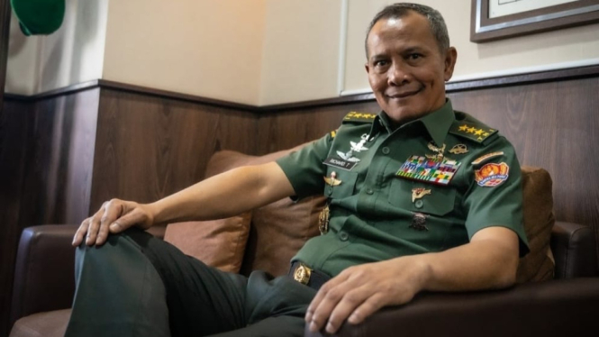 VIVA Militer: Letnan Jenderal TNI Richard Tampubolon 