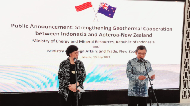 Menteri ESDM Arifin Tasrif dengan Menteri Luar Negeri dan Perdagangan Selandia Baru, Nanaia Mahuta.