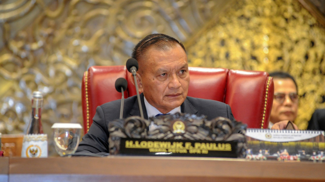 Wakil Ketua DPR RI, Lodewijk F. Paulus