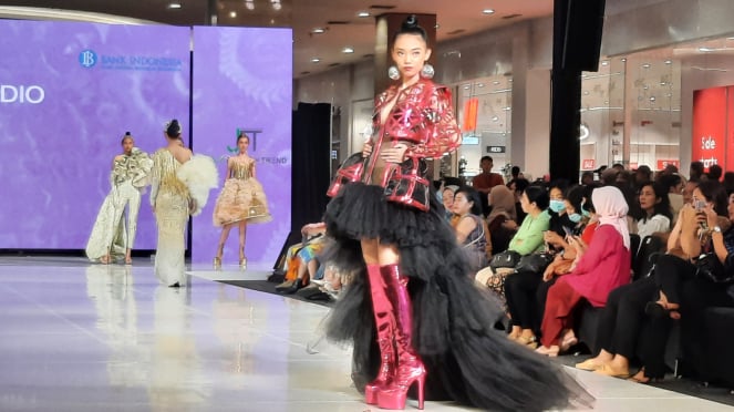 Bikin Terpana 12 Foto Menakjubkan Di Jogja Fashion Trend Jft 2023 2566