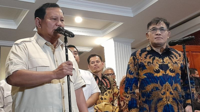 Budiman Sudjatmiko: Prabowo Masuk Kabinet Jokowi, Polarisasi Akibat ...