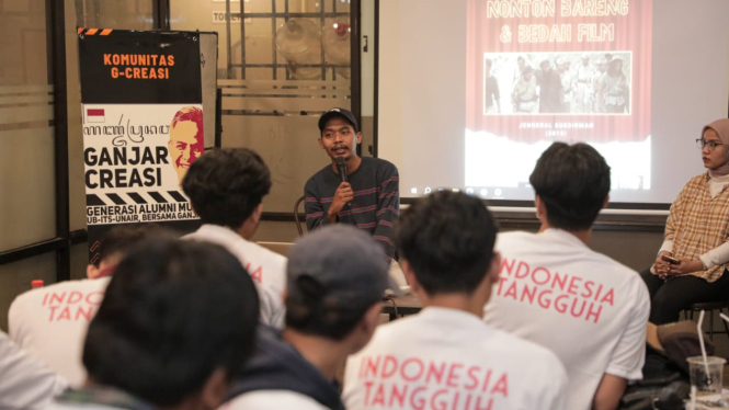 Para pemuda nonton bareng sekaligus bedah film Jenderal Soedirman
