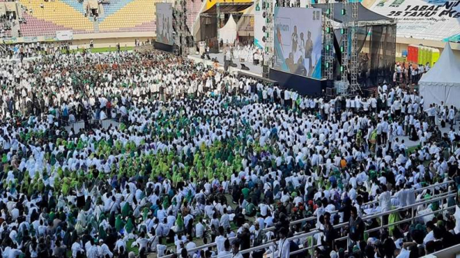 Peringatan Hari Lahir (Harlah) ke-25 PKB di Stadion Manahan, Solo