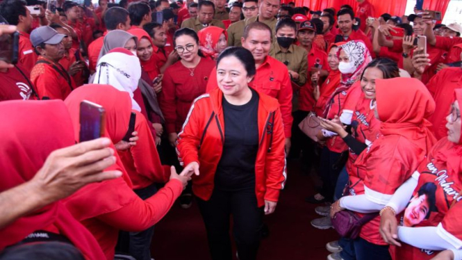 Ketua DPP PDIP Puan Maharani di Kudus, Jawa Tengah.