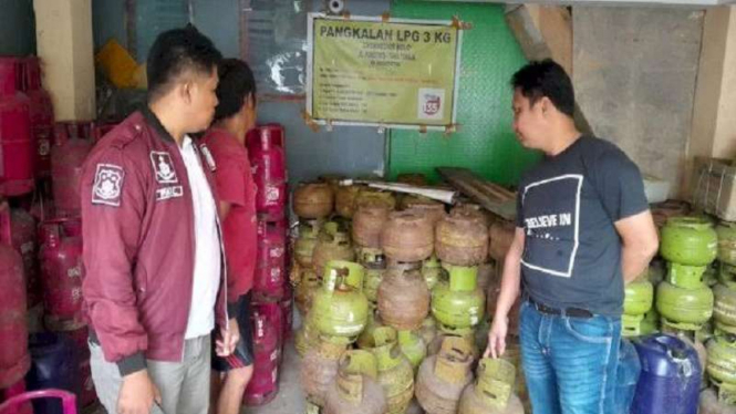 Polisi lakukan pengecekan gas elpiji 3 Kg di pangkalan dan agen di Tana Toraja