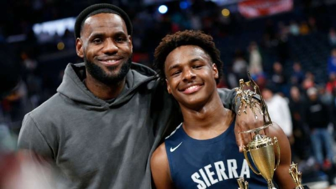 LeBron James dan putranya Bronny James