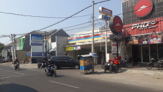 Indomaret tempat Galuh beraksi di Surabaya 