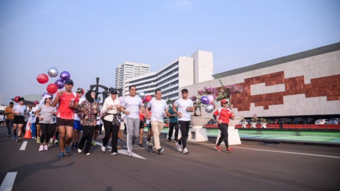 Ketua BKSAP DPR RI Fadli Zon saat mengikuti Fun Run and Ride