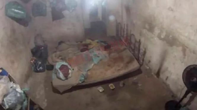Ruang bawah tanah tempat korban diculik dan jadi budak seks selama 14 tahun.