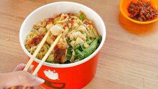Icip-icip Bakmi dengan Aneka Sambal Nusantara, Gimana Rasanya?