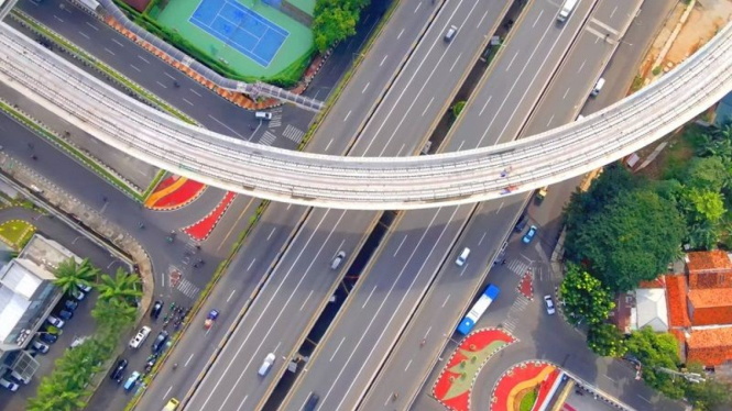 Longspan LRT di kawasan Gatot Subroto - Kuningan 