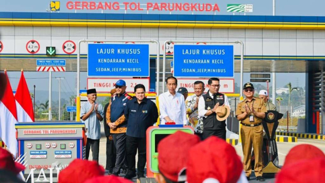 Presiden Joko Widodo Resmikan Jalan Tol Bocimi Seksi II