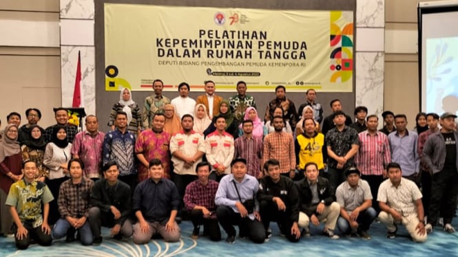 Pelatihan kepemimpinan pemuda