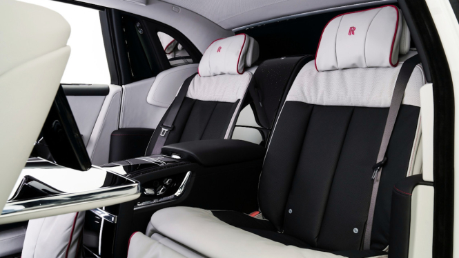 VIVA Otomotif: Interior Rolls-Royce Phantom