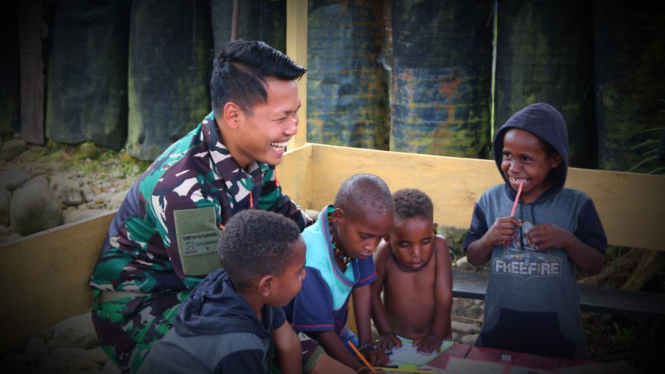 VIVA Militer: Pasukan Yonif Mekanis Raider 411 Pandawa di Pos Kotis.