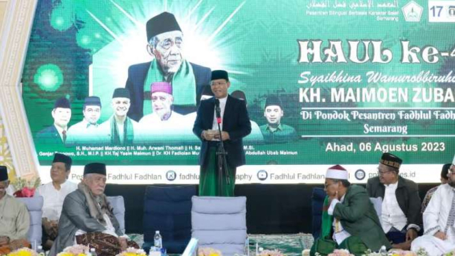 Pelaksana Tugas Ketua Umum PPP Muhammad Mardiono menghadiri Haul ke-4 KH Maimun Zubair (Mbah Moen) di Ponpes Fadhlul Fadhlan, Semarang, Jawa Tengah, Minggu, 6 Agustus 2023.