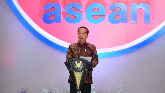 Presiden Jokowi Saat Hadiri HUT ke-56 ASEAN 