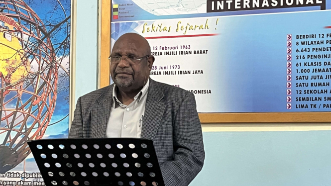 Presiden Gereja Injili Di Indonesia (GIDI) Wilayah Papua, Pdt. Dorman Wandikbo