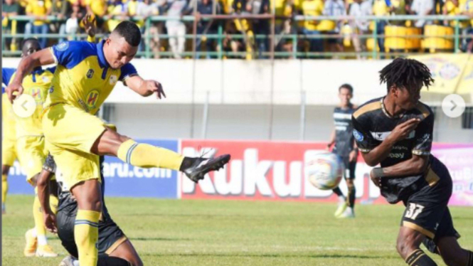 Duel Barito Putera vs Dewa United