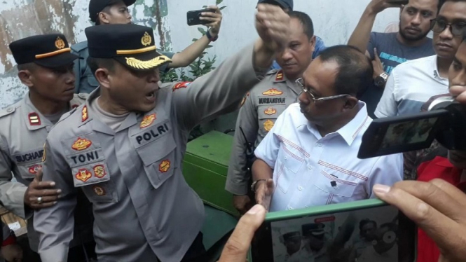 Dibentak AKBP Toni, Wakil Wali Kota Surabaya Disarankan Lapor ke Propam