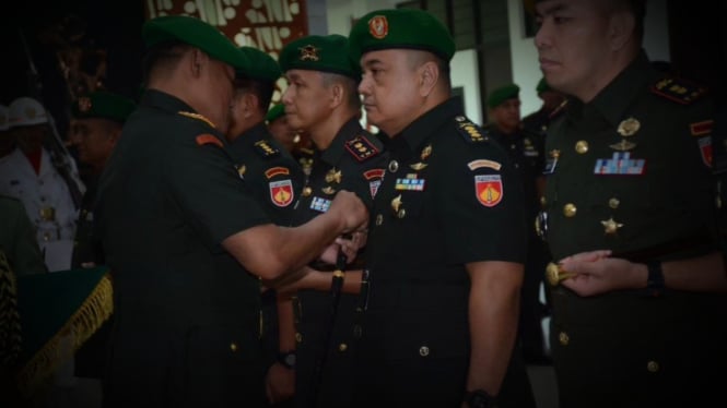 VIVA Militer: Serah terima jabatan pejabat Kodam Diponegoro.