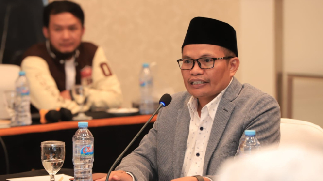 Direktur Urais dan Binsyar, Adib