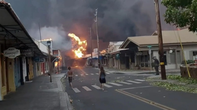 Api membakar kota bersejarah Lahaina di Hawaii, Amerika Serikat.