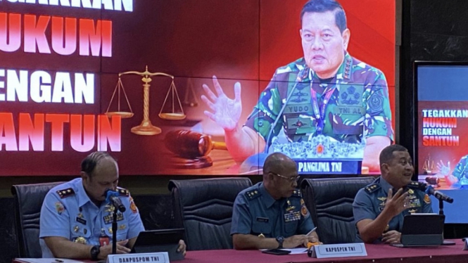 VIVA Militer: Mabes TNI memberikan keterangan pers terkait kasus Mayor Dedi