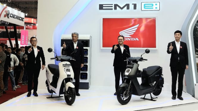 Honda luncurkan motor listrik perdana EM1 e: